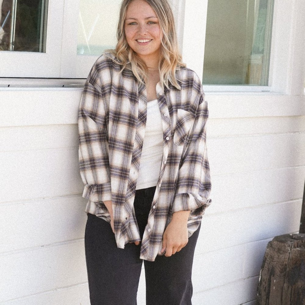 Carly Jean Los Angeles Plaid Button-Down Shirt Jacket in Cream and Brown